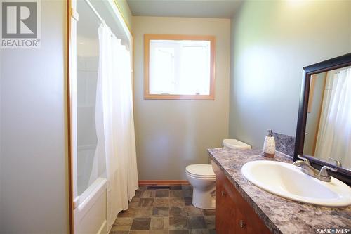 408 Railway Avenue, Rocanville, SK - Indoor Photo Showing Bathroom