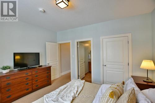 117 - 125 Fairway Court, Blue Mountains (Blue Mountain Resort Area), ON - Indoor Photo Showing Bedroom