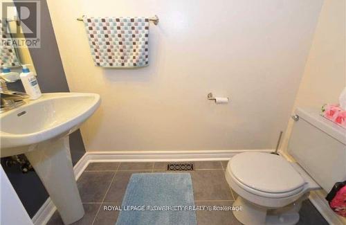 37 Blue Diamond Drive, Brampton (Bramalea North Industrial), ON - Indoor Photo Showing Bathroom