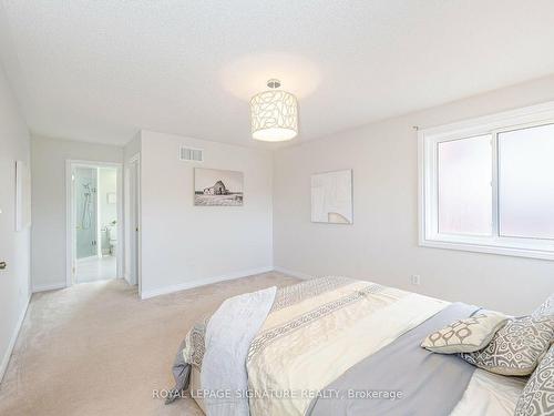 38 Sandringham Dr, Barrie, ON - Indoor Photo Showing Bedroom