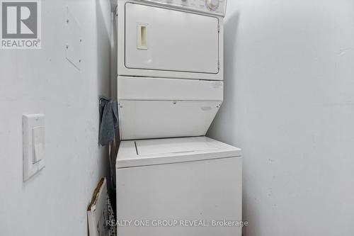 628 - 650 Lawrence Avenue W, Toronto (Englemount-Lawrence), ON - Indoor Photo Showing Laundry Room