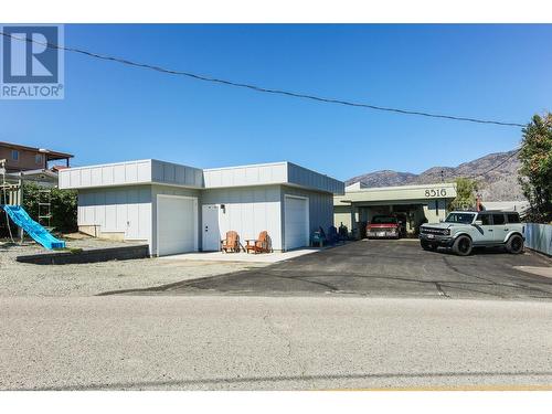 8516 32Nd Avenue, Osoyoos, BC - Outdoor