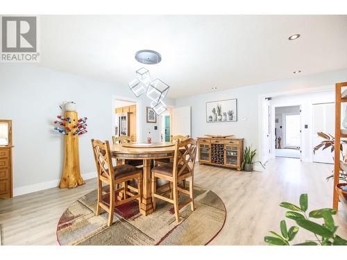 8516 32Nd Avenue, Osoyoos, BC - Indoor Photo Showing Dining Room