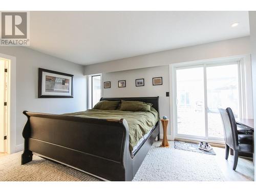 8516 32Nd Avenue, Osoyoos, BC - Indoor Photo Showing Bedroom