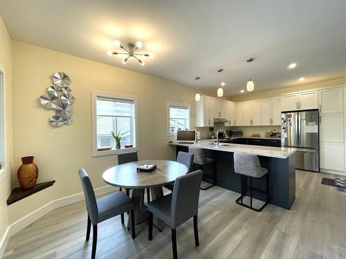 1916 Fort Sheppard Drive, Nelson, BC - Indoor Photo Showing Dining Room