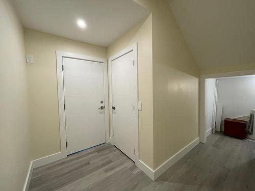 1916 Fort Sheppard Drive, Nelson, BC - Indoor Photo Showing Other Room