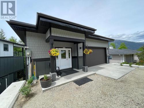 1916 Fort Sheppard  Drive, Nelson, BC - Outdoor