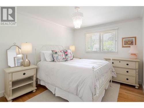 4397 Hobson Road, Kelowna, BC - Indoor Photo Showing Bedroom