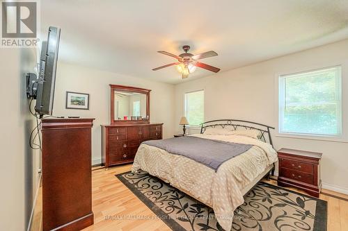 4 Clover Court, Kawartha Lakes, ON - Indoor Photo Showing Bedroom