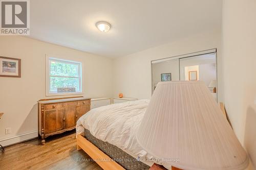 4 Clover Court, Kawartha Lakes, ON - Indoor Photo Showing Bedroom