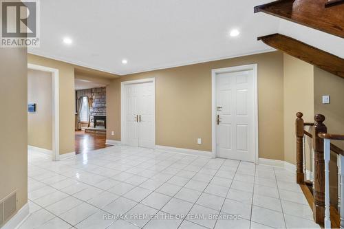 154 Flushing Avenue, Vaughan, ON - Indoor Photo Showing Other Room