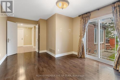 154 Flushing Avenue, Vaughan, ON - Indoor Photo Showing Other Room