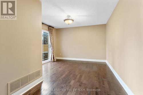 154 Flushing Avenue, Vaughan, ON - Indoor Photo Showing Other Room