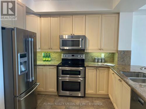 508 - 80 Port Street E, Mississauga (Port Credit), ON - Indoor Photo Showing Kitchen With Double Sink