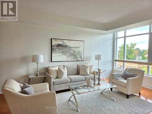 508 - 80 Port Street E, Mississauga (Port Credit), ON - Indoor Photo Showing Living Room