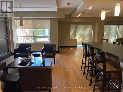 508 - 80 Port Street E, Mississauga (Port Credit), ON - Indoor Photo Showing Dining Room