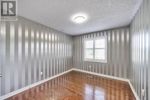 8 Aylesbury Gate, Markham (Berczy), ON - Indoor Photo Showing Other Room