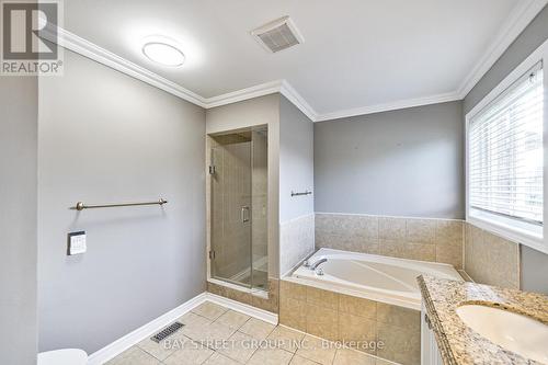 8 Aylesbury Gate, Markham (Berczy), ON - Indoor Photo Showing Bathroom