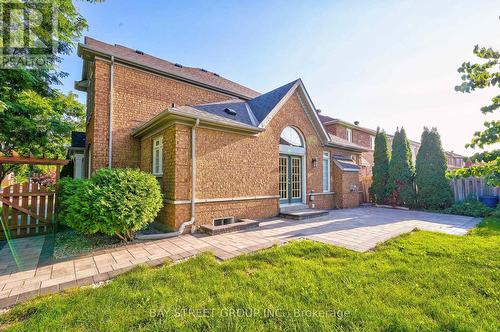 8 Aylesbury Gate, Markham (Berczy), ON - Outdoor