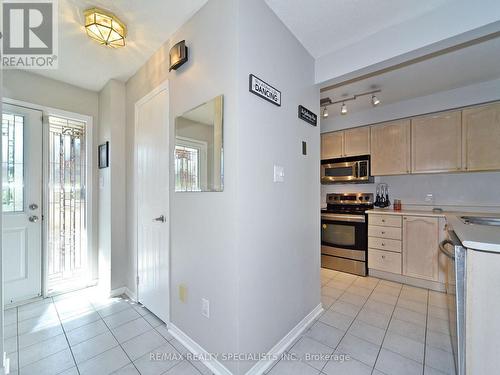 73 Andona Crescent, Toronto (Centennial Scarborough), ON - Indoor Photo Showing Kitchen