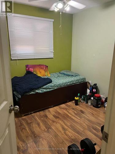 29 Jellicoe Crescent, Brampton (Northgate), ON - Indoor Photo Showing Bedroom