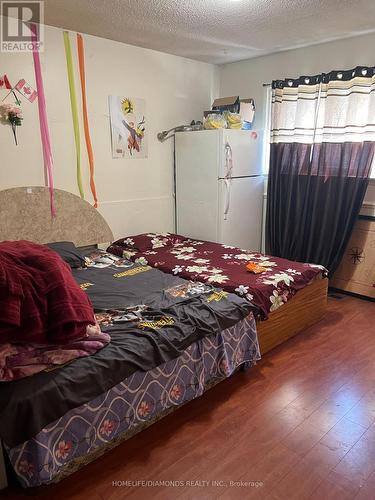 29 Jellicoe Crescent, Brampton (Northgate), ON - Indoor Photo Showing Bedroom