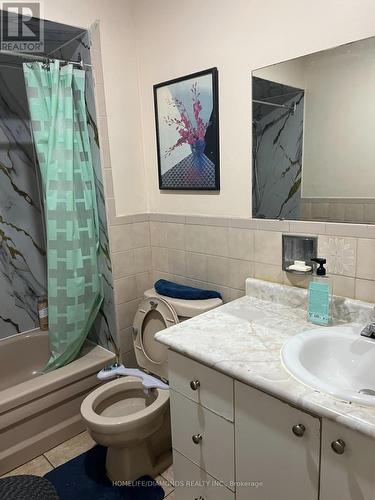 29 Jellicoe Crescent, Brampton (Northgate), ON - Indoor Photo Showing Bathroom