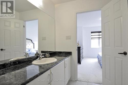 55 Cheevers Road, Brantford, ON - Indoor Photo Showing Bathroom