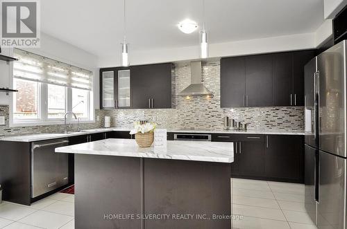 55 Cheevers Road, Brantford, ON - Indoor Photo Showing Kitchen With Upgraded Kitchen