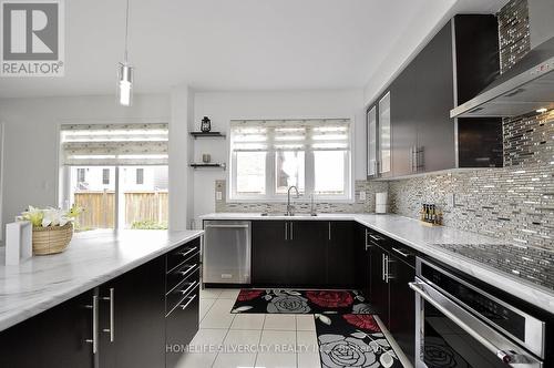 55 Cheevers Road, Brantford, ON - Indoor Photo Showing Kitchen With Double Sink With Upgraded Kitchen