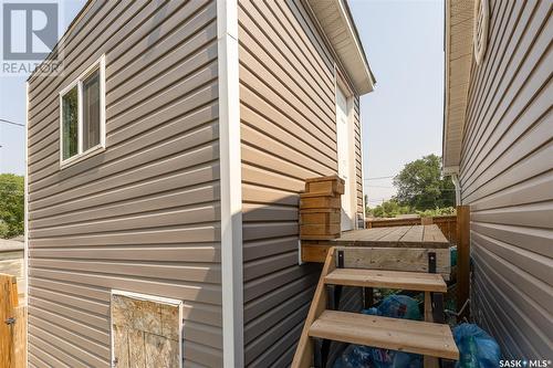 830 Vaughan Street W, Moose Jaw, SK - Outdoor With Exterior