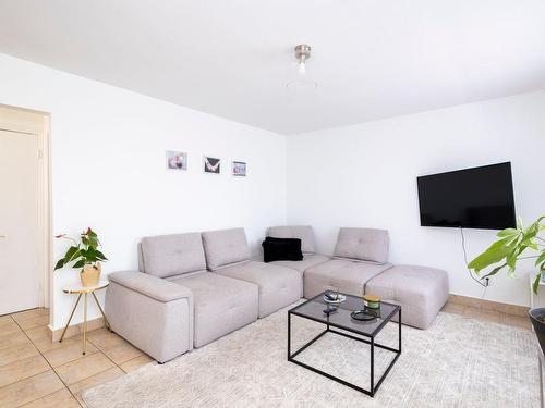 Salon - 11285 Av. Garon, Montréal (Montréal-Nord), QC - Indoor Photo Showing Living Room