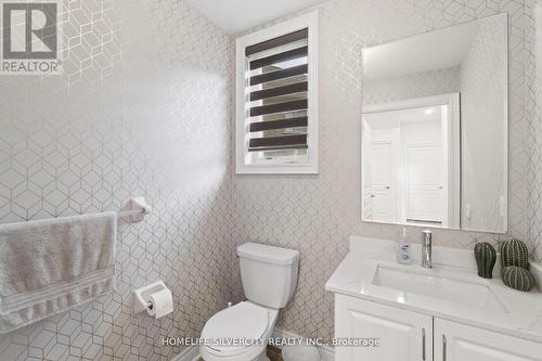 56 Fieldstone Ln Avenue, Caledon, ON - Indoor Photo Showing Bathroom