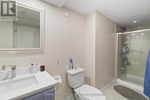 56 Fieldstone Ln Avenue, Caledon, ON - Indoor Photo Showing Bathroom