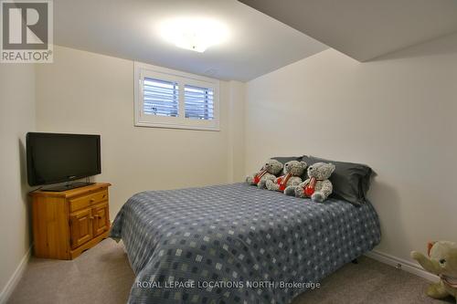 20 Bianca Crescent, Wasaga Beach, ON - Indoor Photo Showing Bedroom