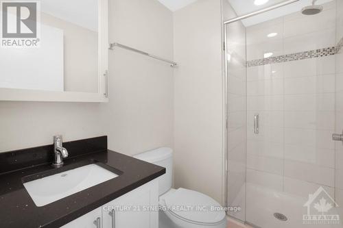 403 - 40 Nepean Street, Ottawa, ON - Indoor Photo Showing Bathroom