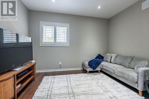 4 Oldmill Road, Hamilton (Ancaster), ON - Indoor