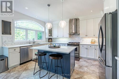 4 Oldmill Road, Hamilton, ON - Indoor Photo Showing Kitchen With Upgraded Kitchen