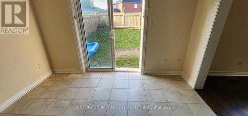 Upper - 981 Black Cherry Drive, Oshawa, ON - Indoor Photo Showing Other Room