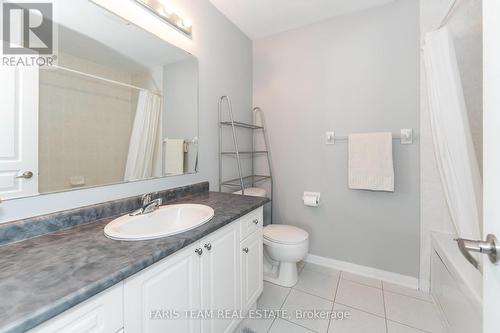 4 Callander Crescent, New Tecumseth (Alliston), ON - Indoor Photo Showing Bathroom