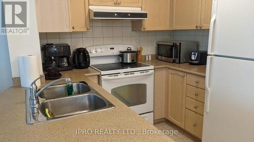 306 - 5508 Yonge Street, Toronto, ON - Indoor Photo Showing Kitchen With Double Sink