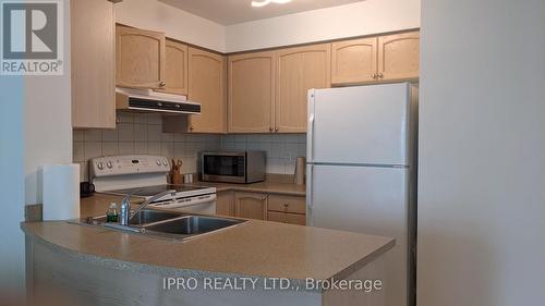 306 - 5508 Yonge Street, Toronto, ON - Indoor Photo Showing Kitchen With Double Sink