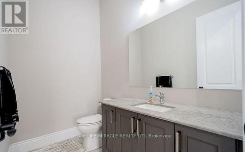 15 Moonstruck Street, Caledon, ON - Indoor Photo Showing Bathroom