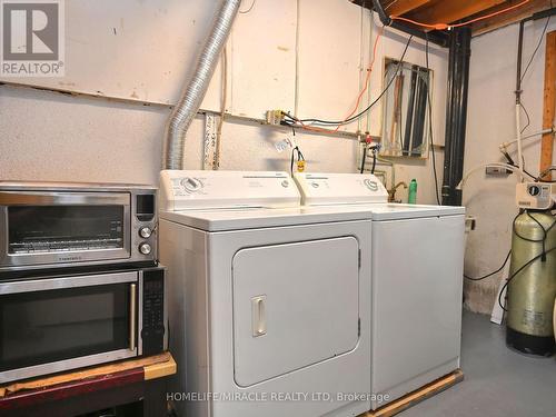 119 - 120 Collins Crescent W, Brampton, ON - Indoor Photo Showing Laundry Room