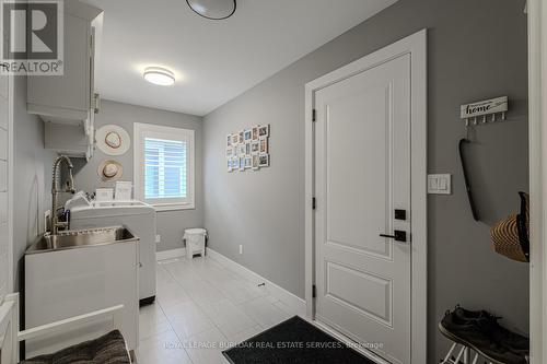 659 James Street, Norfolk, ON - Indoor Photo Showing Laundry Room