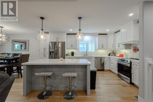 659 James Street, Norfolk, ON - Indoor Photo Showing Kitchen With Upgraded Kitchen