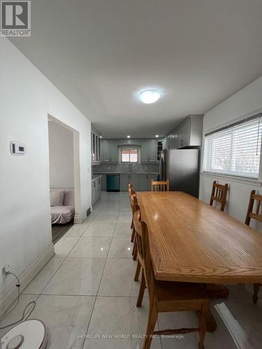 5021 St Clair Avenue, Niagara Falls, ON - Indoor Photo Showing Dining Room