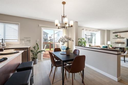 162 Purple Sage Crescent, Winnipeg, MB - Indoor Photo Showing Dining Room