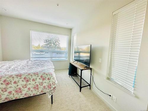 110-958 Pharoah Mews, Langford, BC - Indoor Photo Showing Bedroom