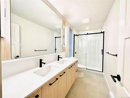 110-958 Pharoah Mews, Langford, BC - Indoor Photo Showing Bathroom